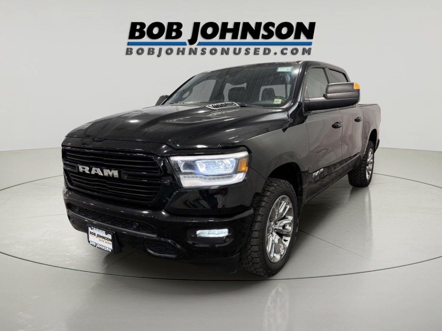 2023 RAM 1500 Laramie Crew Cab 4x4 5'7' Box