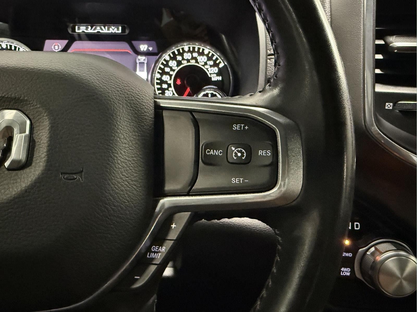 2022 RAM 1500 Laramie Crew Cab 4x4 5'7' Box