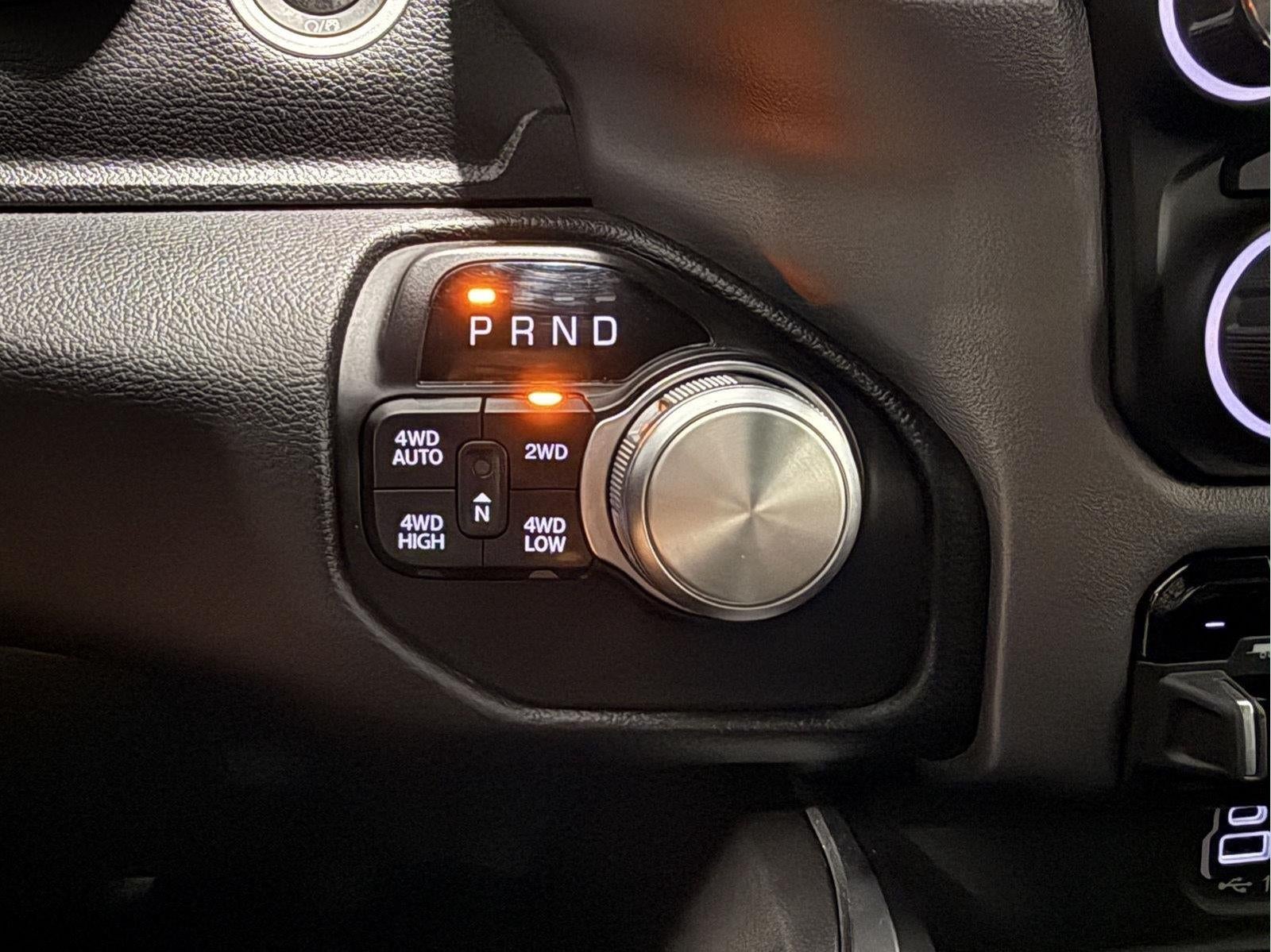 2022 RAM 1500 Laramie Crew Cab 4x4 5'7' Box