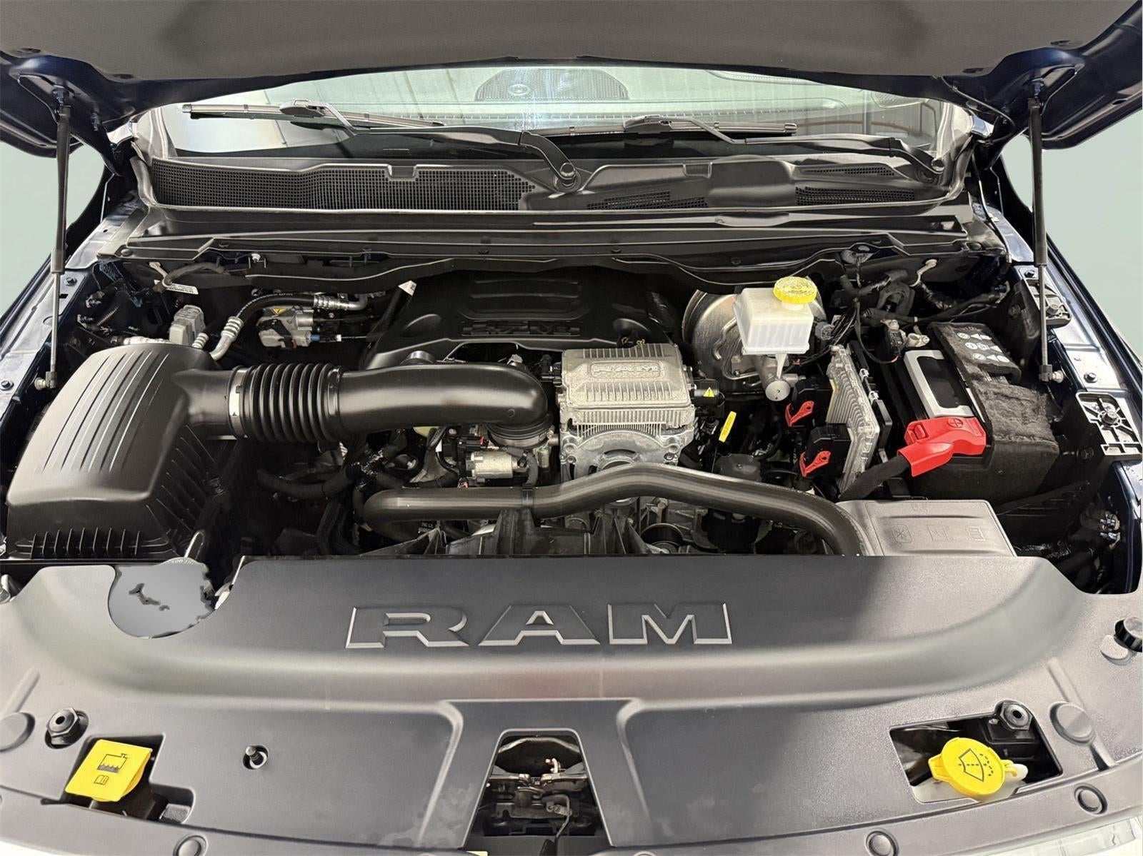 2021 RAM 1500 Laramie Crew Cab 4x4 6'4' Box