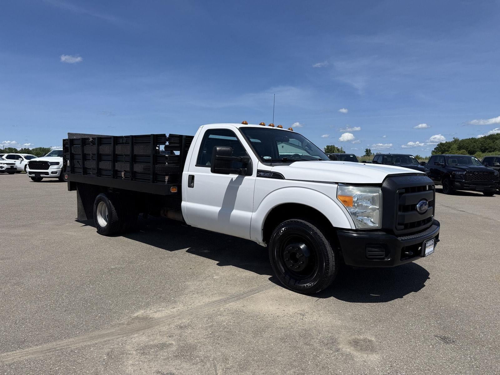 2015 Ford F-350 Chassis XL