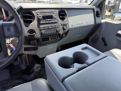 2015 Ford F-350 Chassis XL