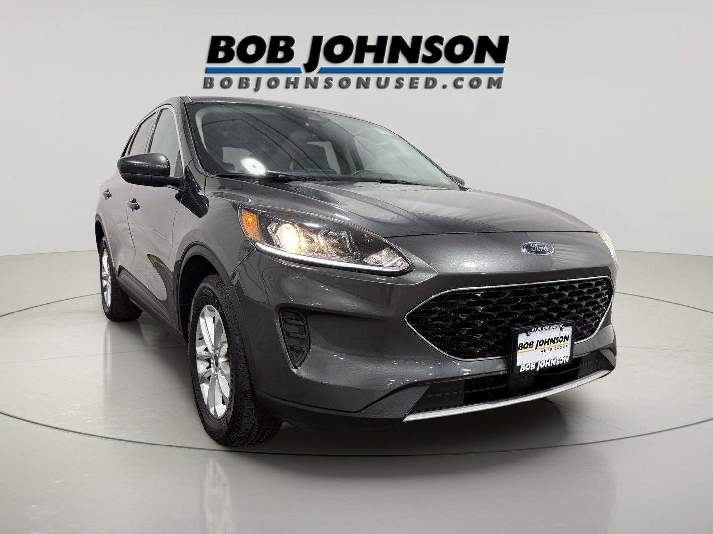 Used 2020 Ford Escape SE with VIN 1FMCU9G63LUA49945 for sale in Avon, NY
