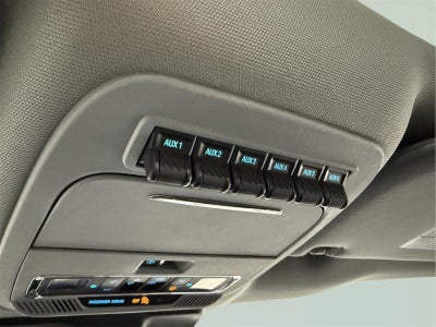 2023 Ford Super Duty F-450 DRW LARIAT