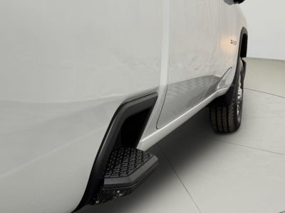 2025 Chevrolet Silverado 2500HD 4WD Crew Cab Long Bed Work Truck