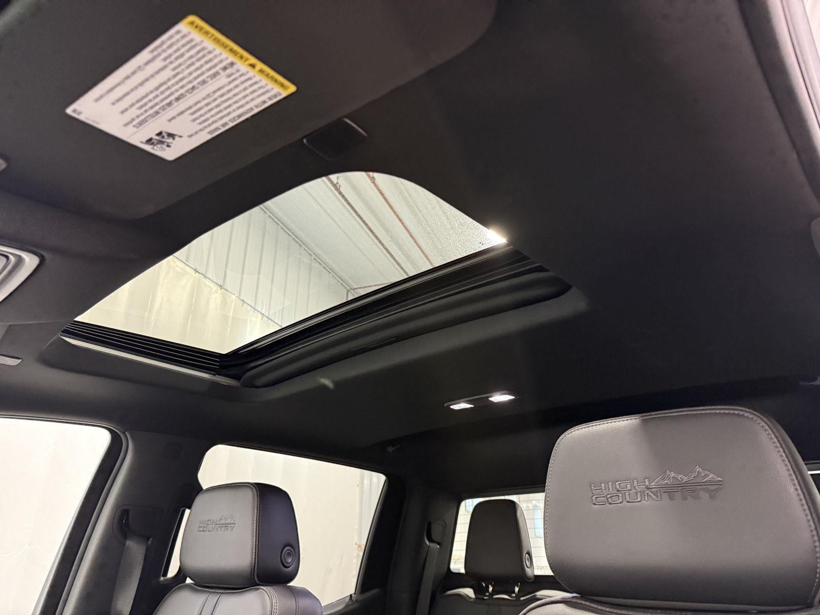 2022 Chevrolet Silverado 1500 LTD 4WD Crew Cab Standard Bed High Country