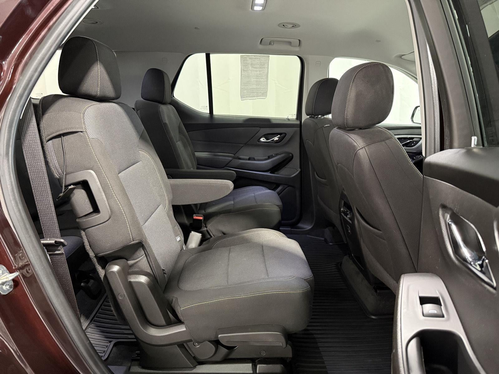 2020 Chevrolet Traverse AWD LT Cloth