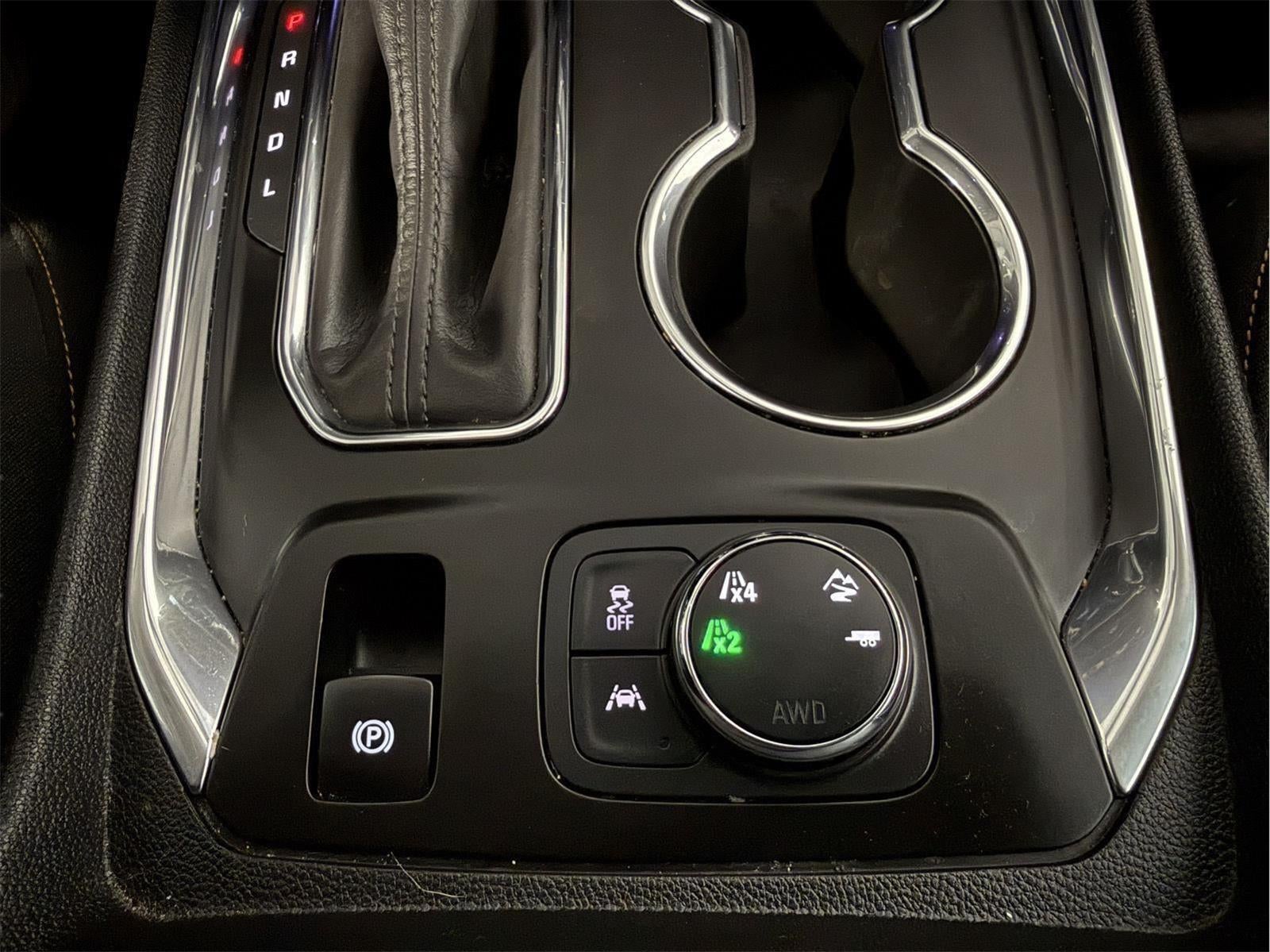 2020 Chevrolet Traverse AWD LT Cloth