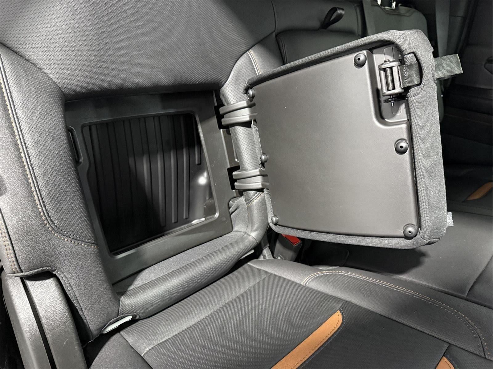 2024 GMC Sierra 2500HD 4WD Crew Cab Standard Bed AT4