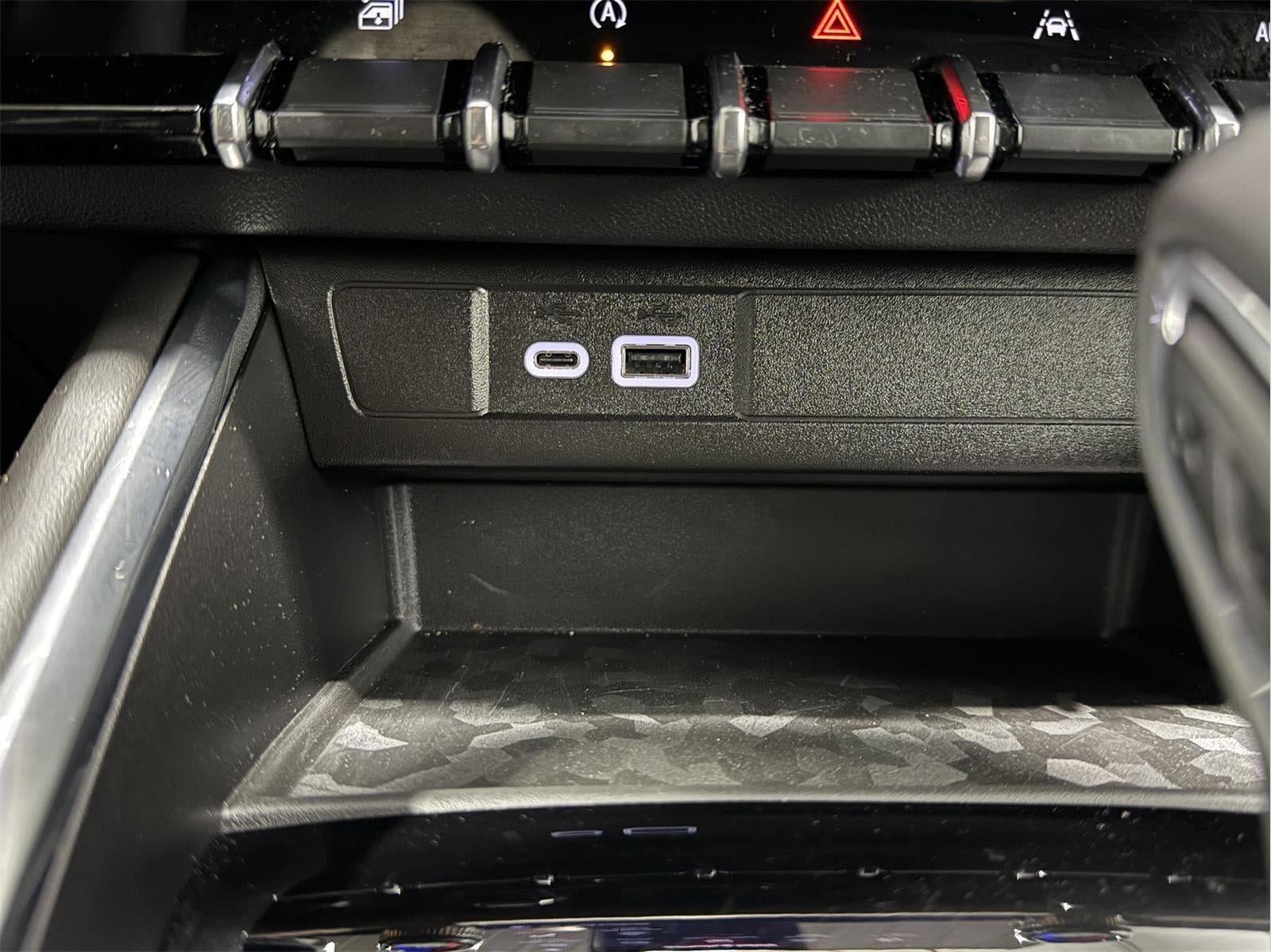 2026 GMC Canyon AT4 4WD