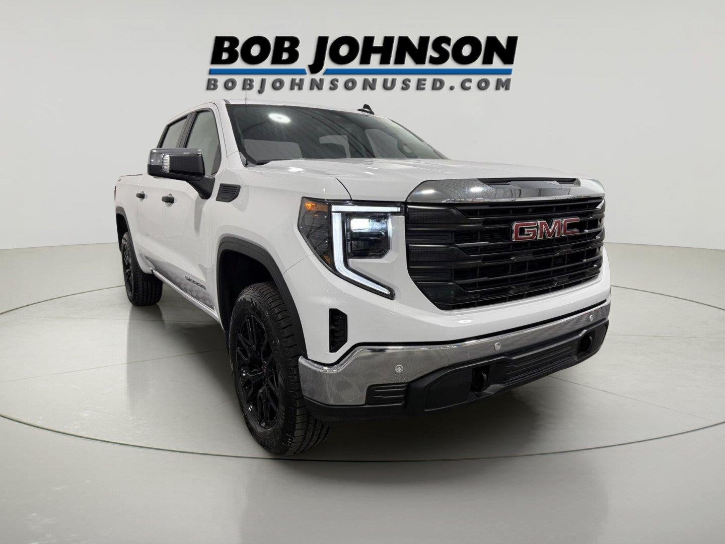 2026 GMC Sierra 1500 Crew Cab, Short Bed, Pro, 4WD