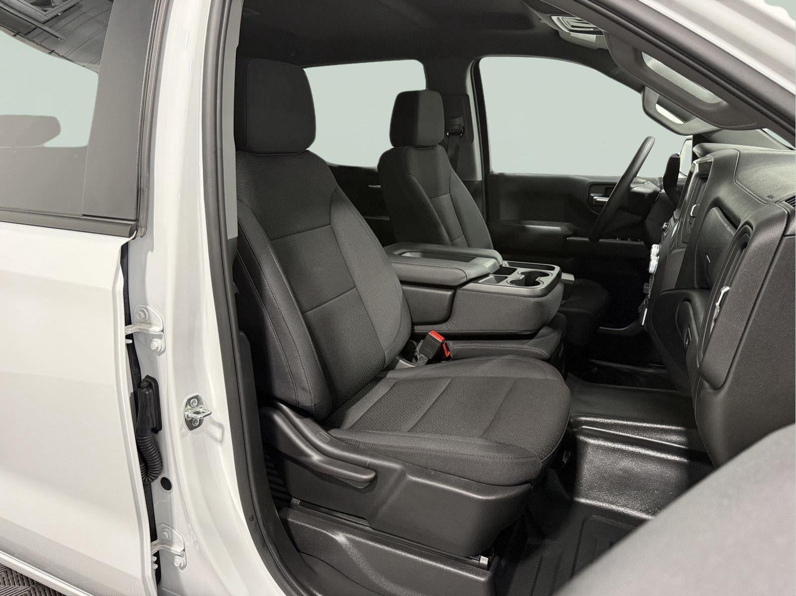 2026 GMC Sierra 1500 Crew Cab, Short Bed, Pro, 4WD