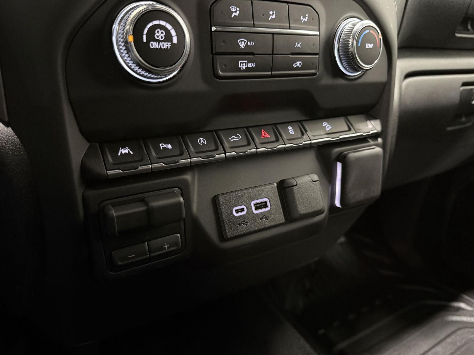 2026 GMC Sierra 1500 Crew Cab, Short Bed, Pro, 4WD