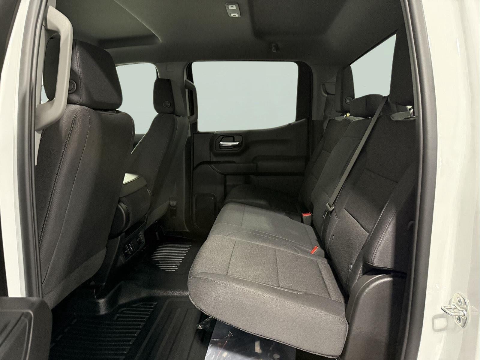 2026 GMC Sierra 1500 Crew Cab, Short Bed, Pro, 4WD