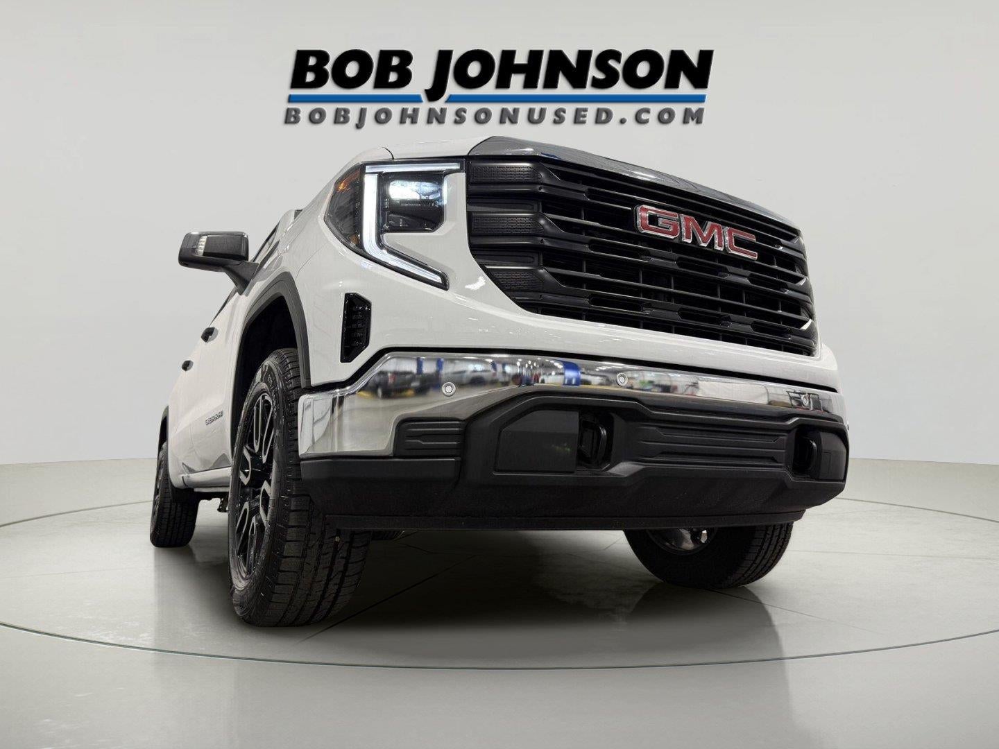 2026 GMC Sierra 1500 Crew Cab, Short Bed, Pro, 4WD