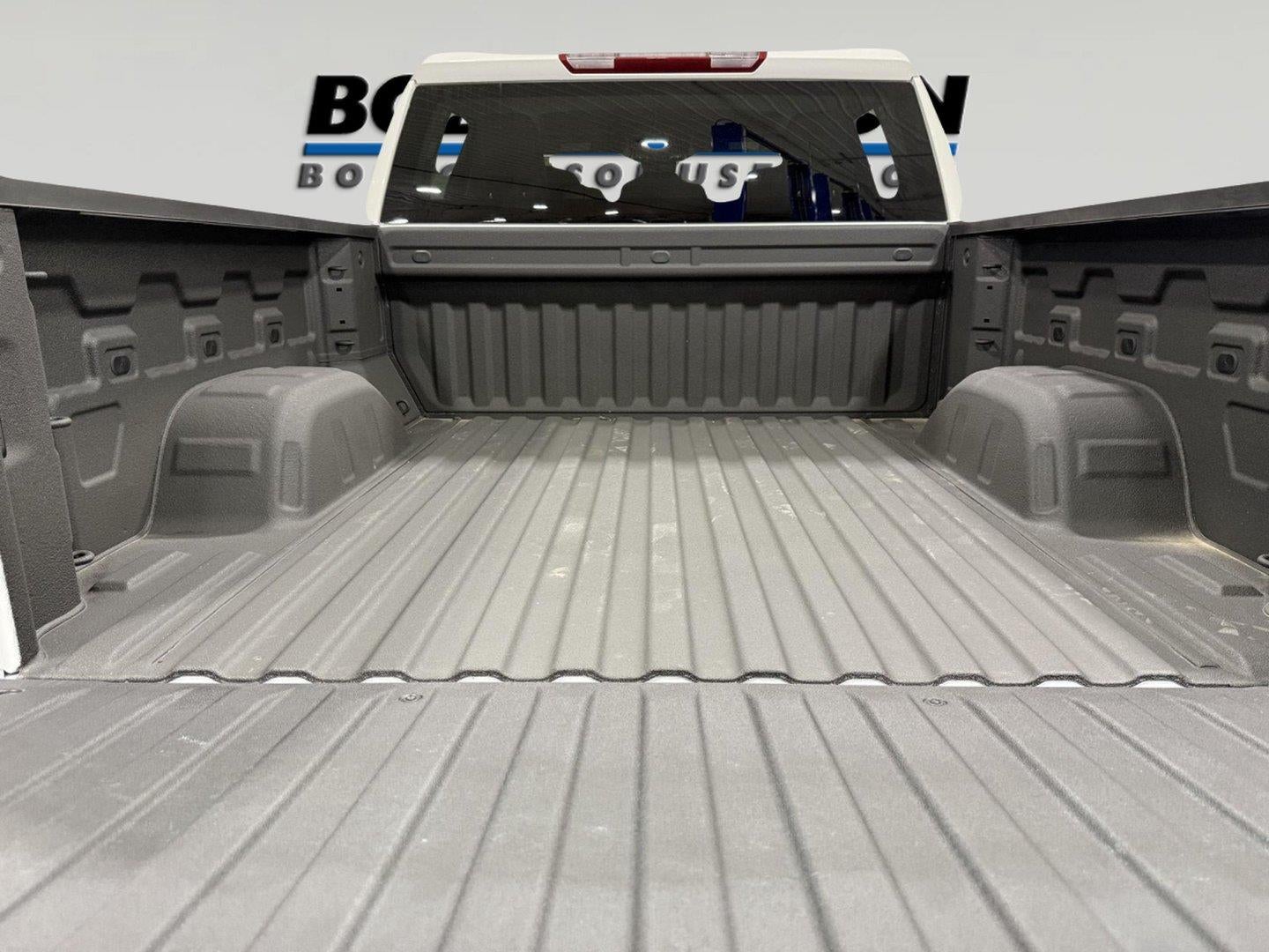 2026 GMC Sierra 1500 Crew Cab, Short Bed, Pro, 4WD