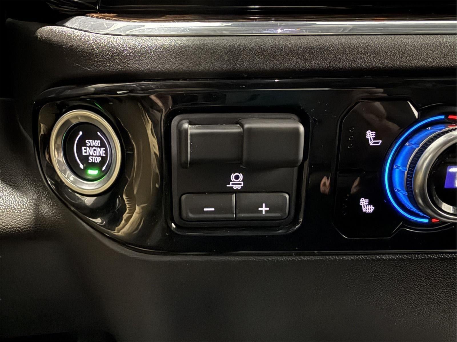 2023 GMC Sierra 1500 4WD Double Cab Standard Box Elevation with 3SB