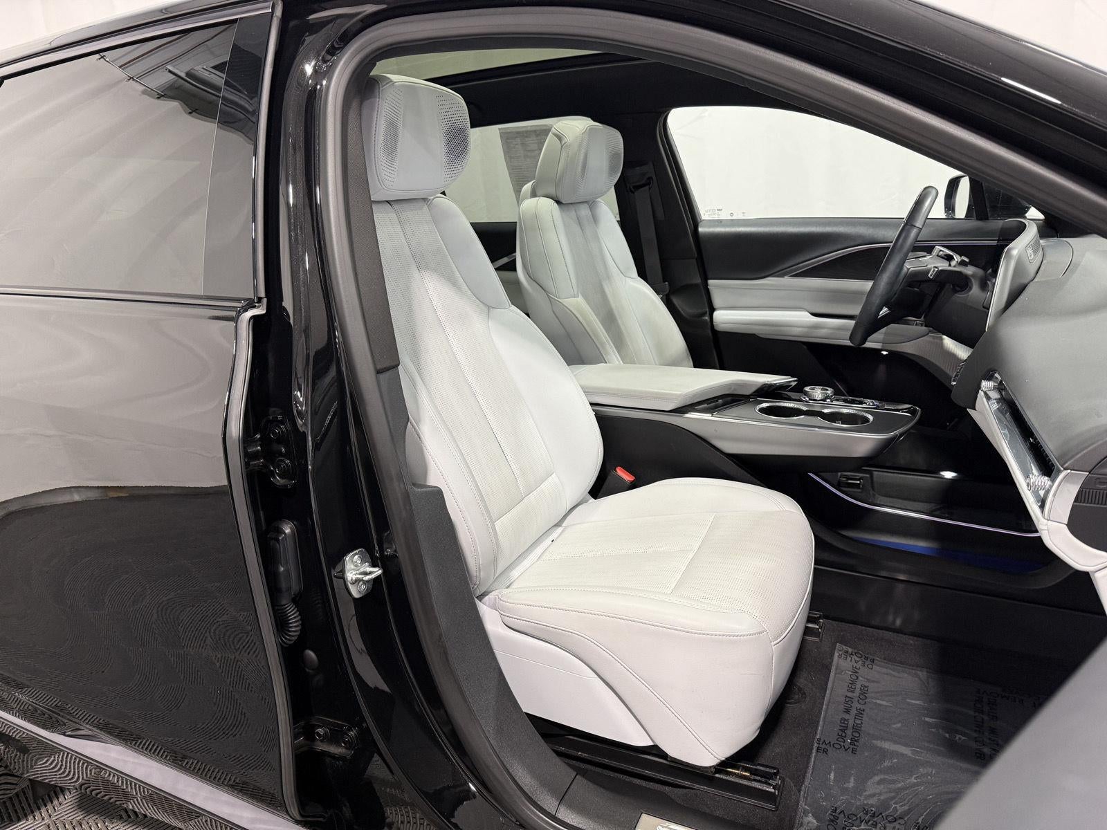 2024 Cadillac LYRIQ Sport w/1SJ