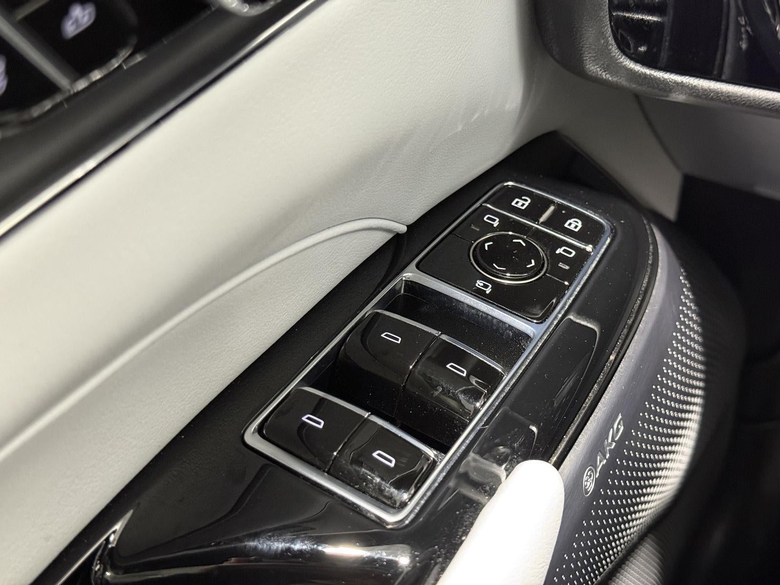 2024 Cadillac LYRIQ Sport w/1SJ