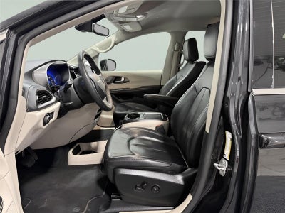 2022 Chrysler Pacifica Touring L AWD