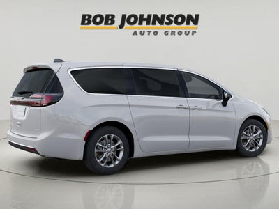 2027 Chrysler Pacifica PACIFICA SELECT AWD