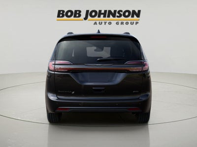 2026 Chrysler Pacifica PACIFICA SELECT AWD