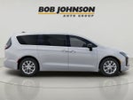 2027 Chrysler Pacifica PACIFICA SELECT AWD