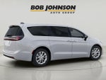 2027 Chrysler Pacifica PACIFICA SELECT AWD