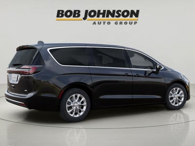 2027 Chrysler Pacifica PACIFICA SELECT AWD