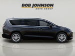 2027 Chrysler Pacifica PACIFICA SELECT AWD