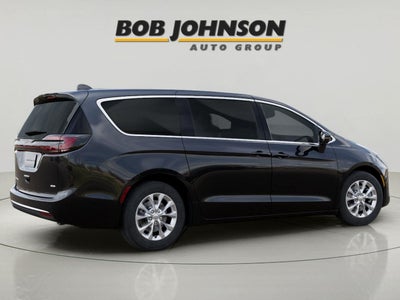 2027 Chrysler Pacifica PACIFICA SELECT AWD