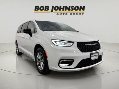 2026 Chrysler Pacifica PACIFICA LIMITED AWD