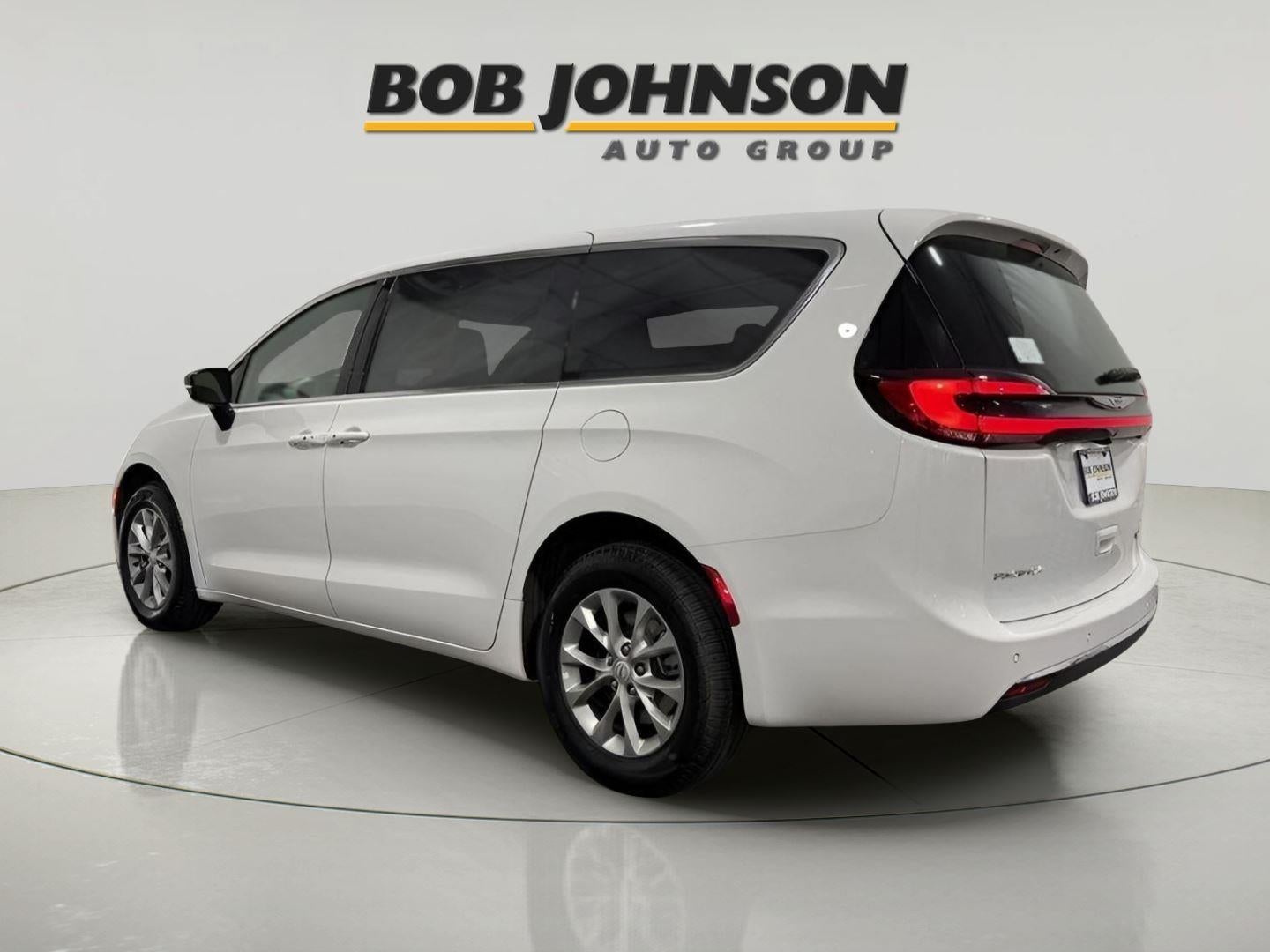 2026 Chrysler Pacifica PACIFICA LIMITED AWD