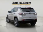 2025 Jeep Compass COMPASS LIMITED 4X4