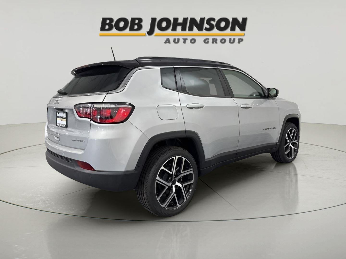 2025 Jeep Compass COMPASS LIMITED 4X4