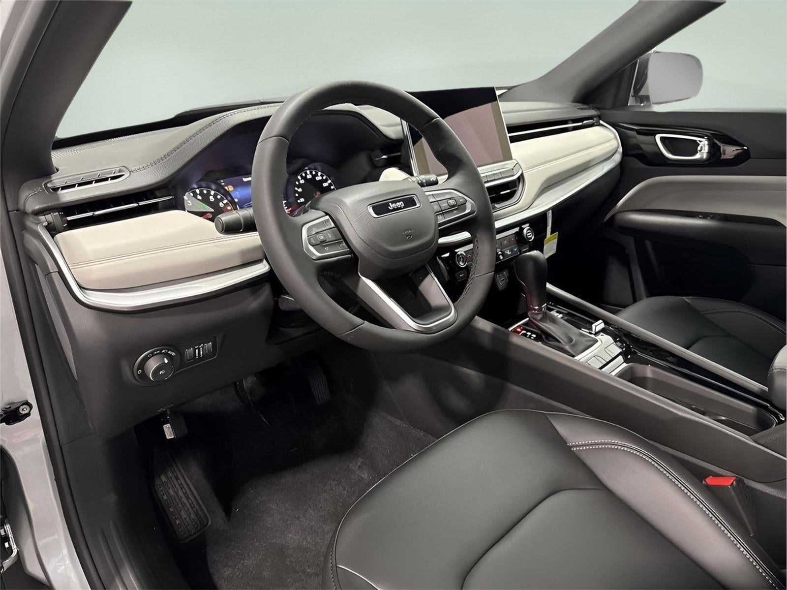 2025 Jeep Compass COMPASS LIMITED 4X4