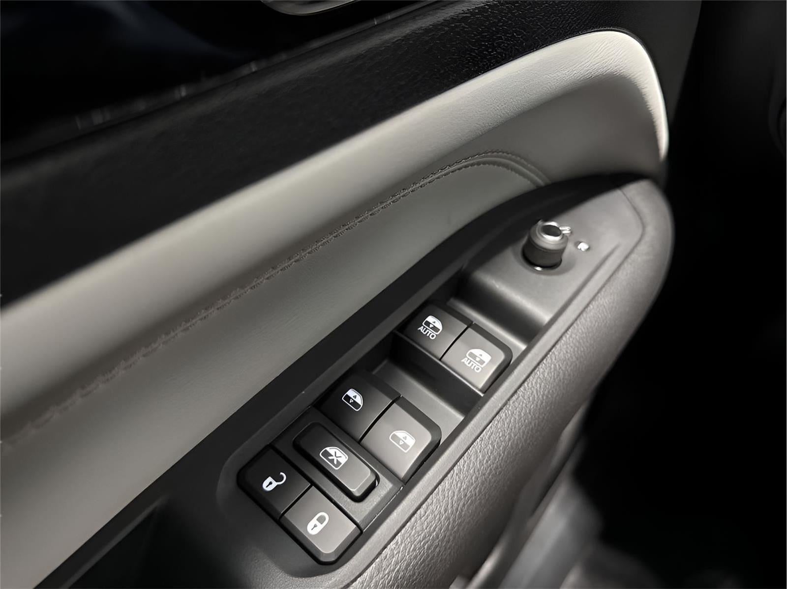 2025 Jeep Compass COMPASS LIMITED 4X4