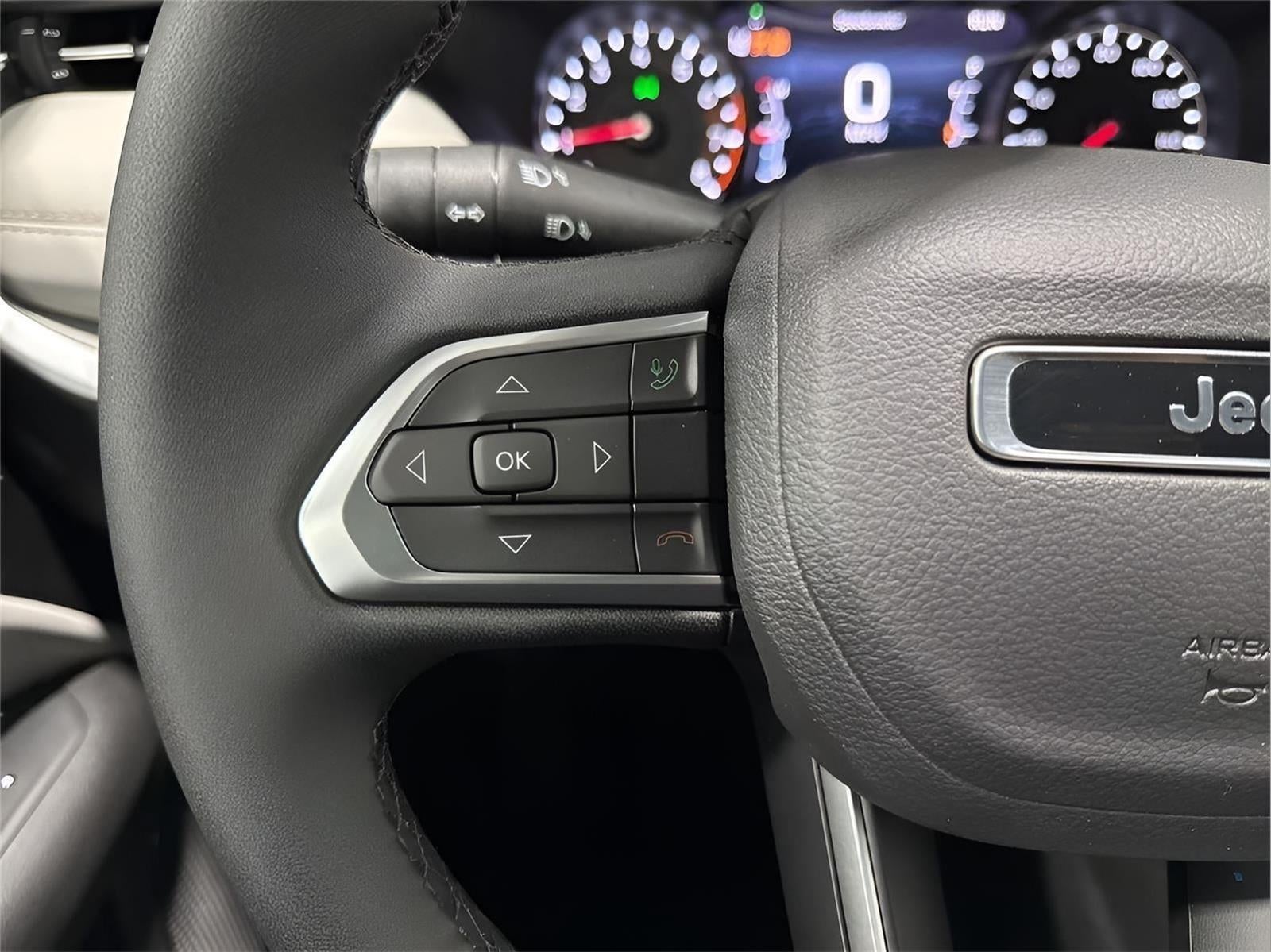 2025 Jeep Compass COMPASS LIMITED 4X4