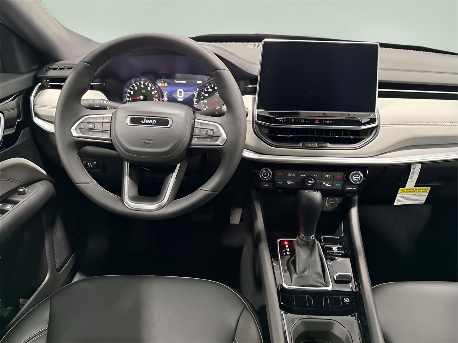 2025 Jeep Compass COMPASS LIMITED 4X4