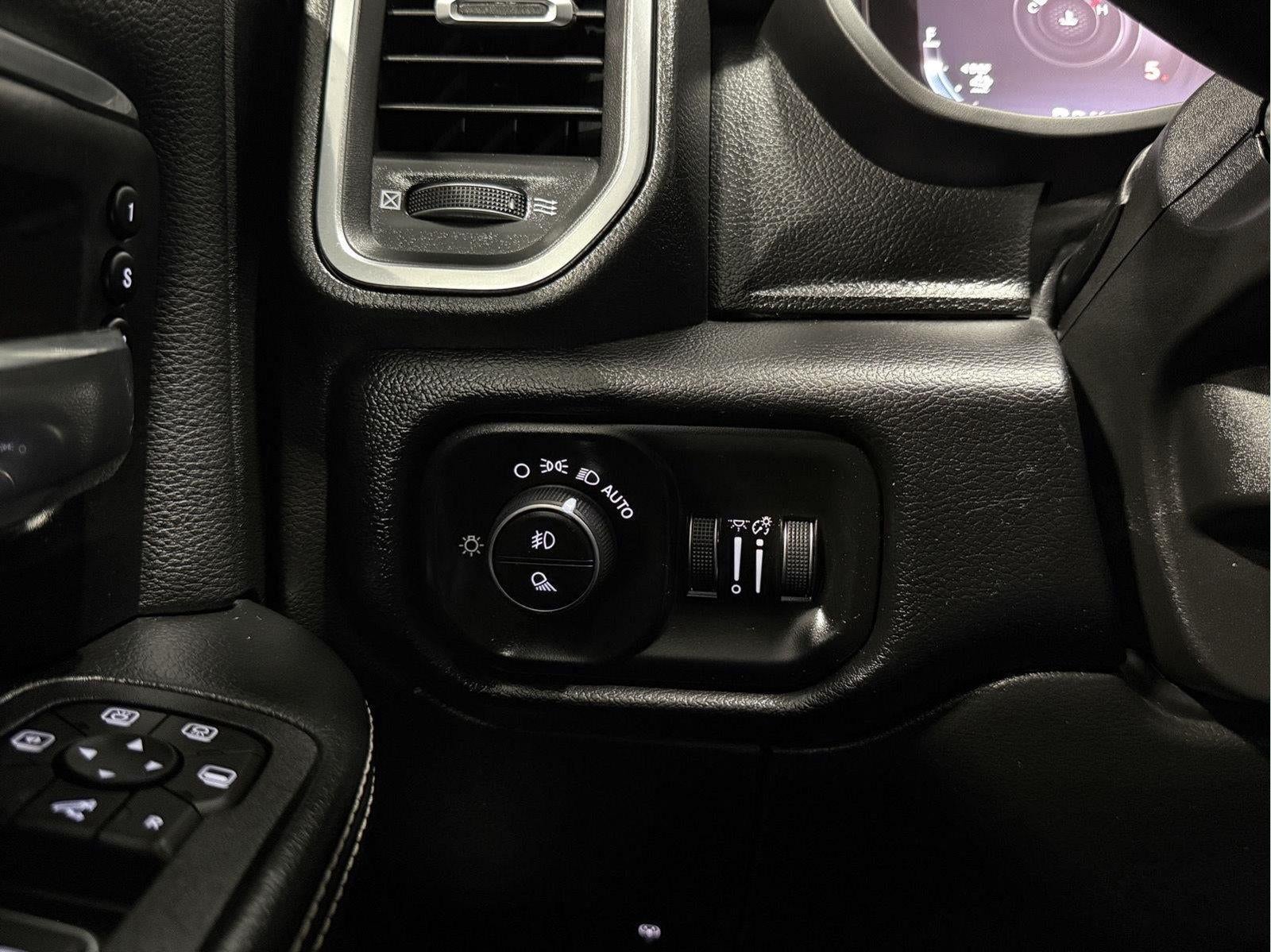 2026 RAM 2500 Laramie Crew Cab 4x4 6'4' Box