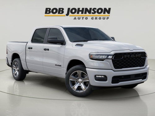2026 RAM Ram 1500 RAM 1500 EXPRESS CREW CAB 4X4 5'7' BOX