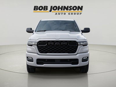 2026 RAM Ram 1500 RAM 1500 EXPRESS CREW CAB 4X4 5'7' BOX