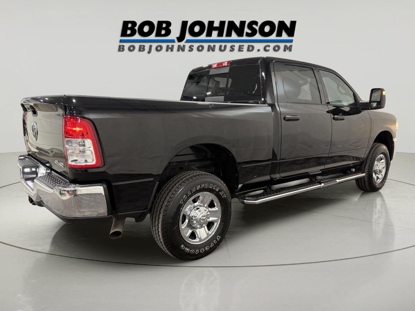 2024 RAM 2500 Tradesman Crew Cab 4x4 6'4' Box
