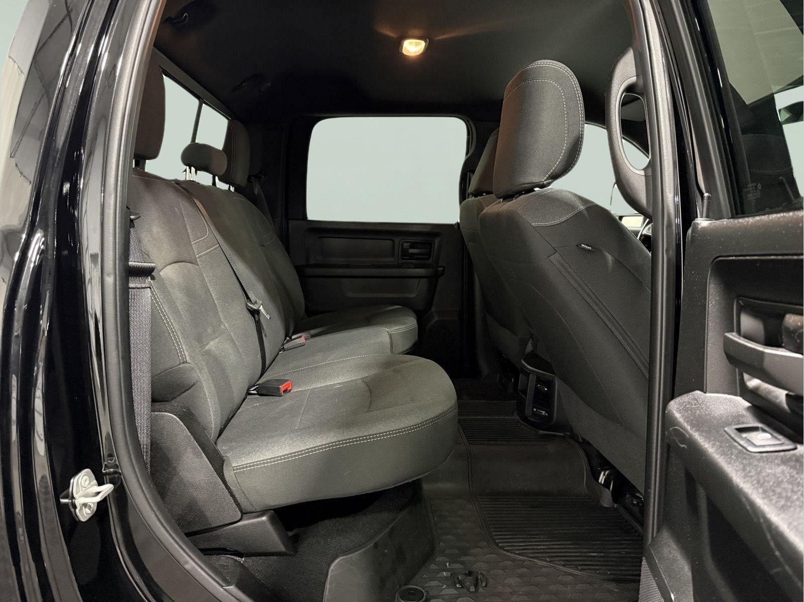 2024 RAM 2500 Tradesman Crew Cab 4x4 6'4' Box