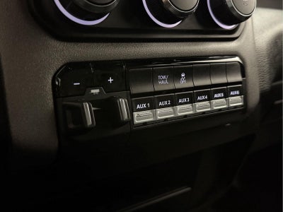 2024 RAM 2500 Tradesman Crew Cab 4x4 6'4' Box