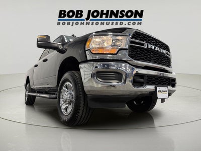 2024 RAM 2500 Tradesman Crew Cab 4x4 6'4' Box