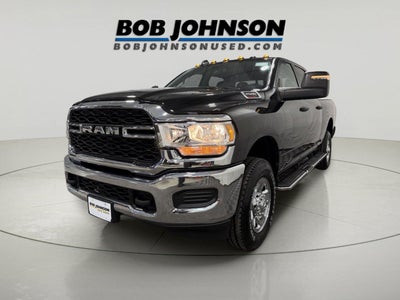 2024 RAM 2500 Tradesman Crew Cab 4x4 6'4' Box