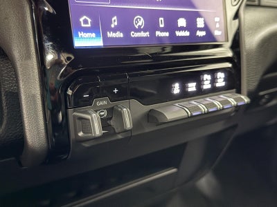 2026 RAM 2500 Big Horn/CHROME PACKAGE