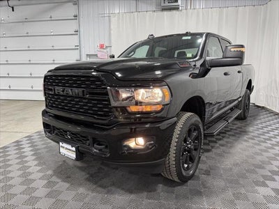 2024 RAM 2500 Big Horn Crew Cab 4x4 6'4' Box