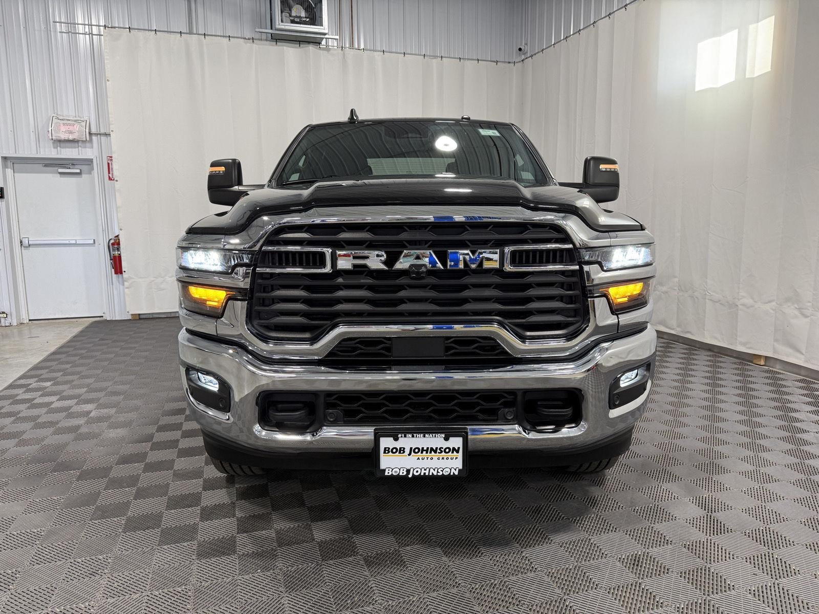2026 RAM 2500 Big Horn Crew Cab 4x4 6'4' Box